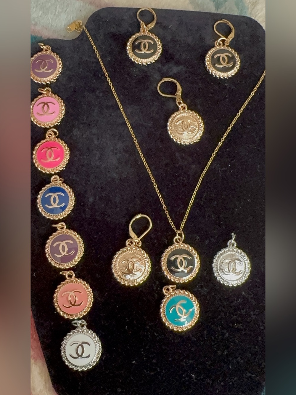 Build your set 2 pcs Gold Tone Multicolor Medallion Necklace & earrings